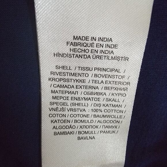 COPY - Lauren Ralph Lauren Black Label Long Sleeved Top with Peasant Sleeves. S… - Picture 9 of 12